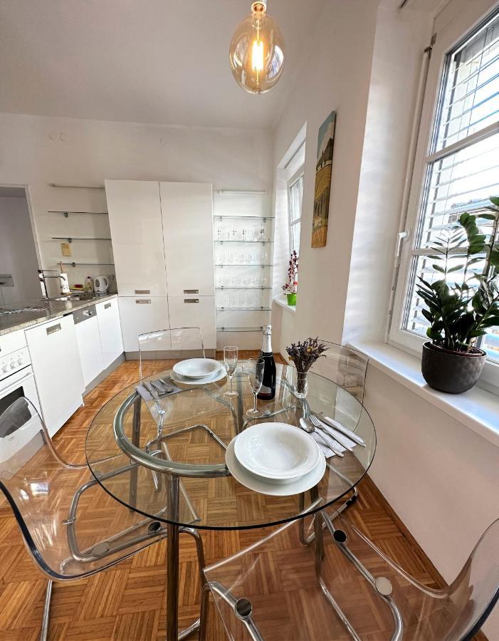 Charming Starry Night Apartment Laibach Exterior foto