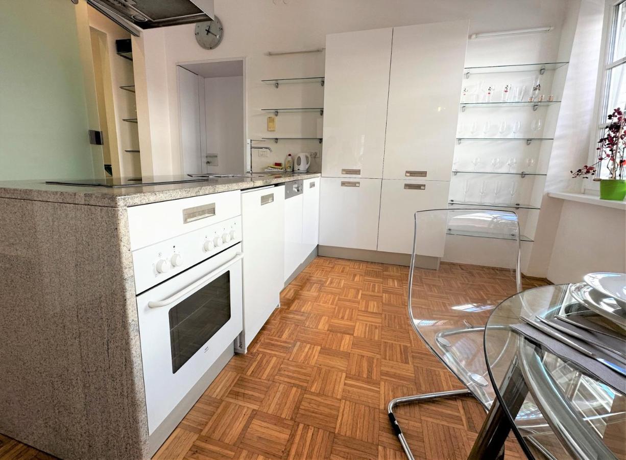 Charming Starry Night Apartment Laibach Exterior foto